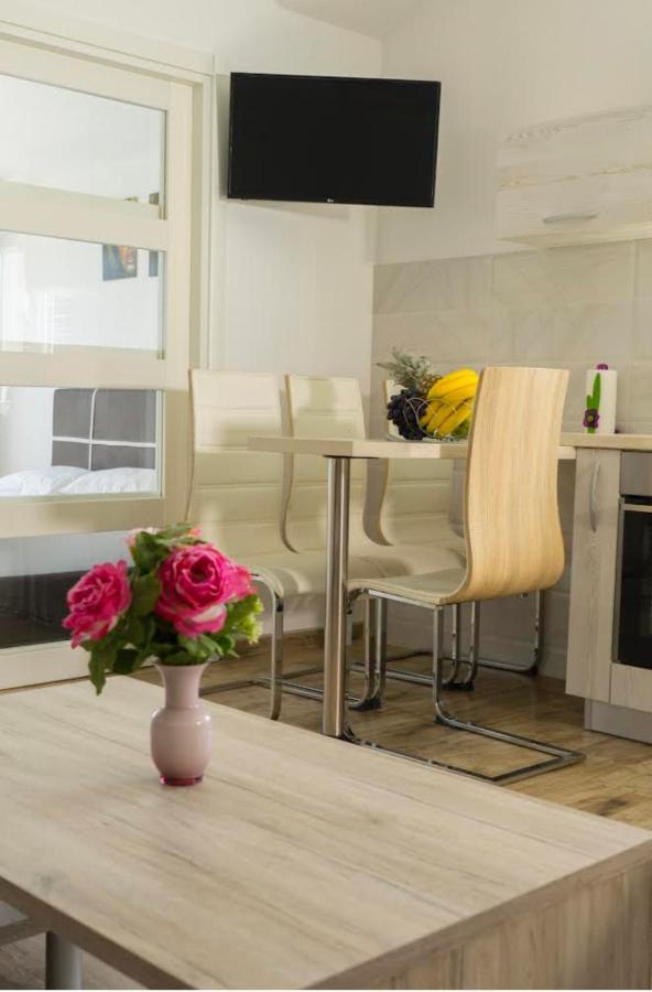 Franovic Apartments 티바트 외부 사진